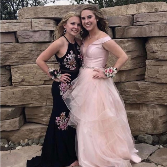 Terani Couture Dresses & Skirts - Pink Beautiful Prom Dress